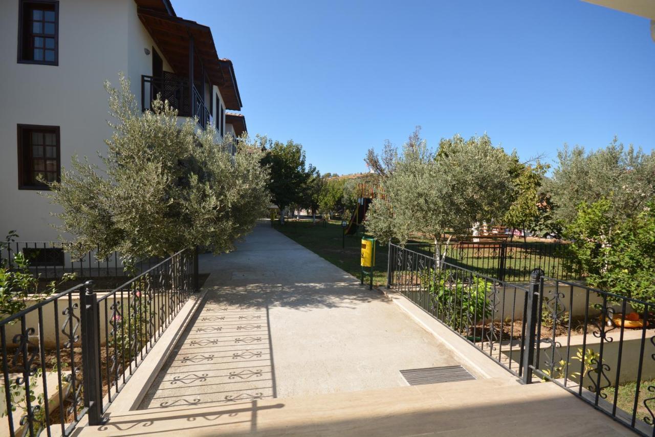 Saray Hotel Олудениз Екстериор снимка